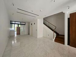 Loyang Besar Close (D17), Terrace #610228311